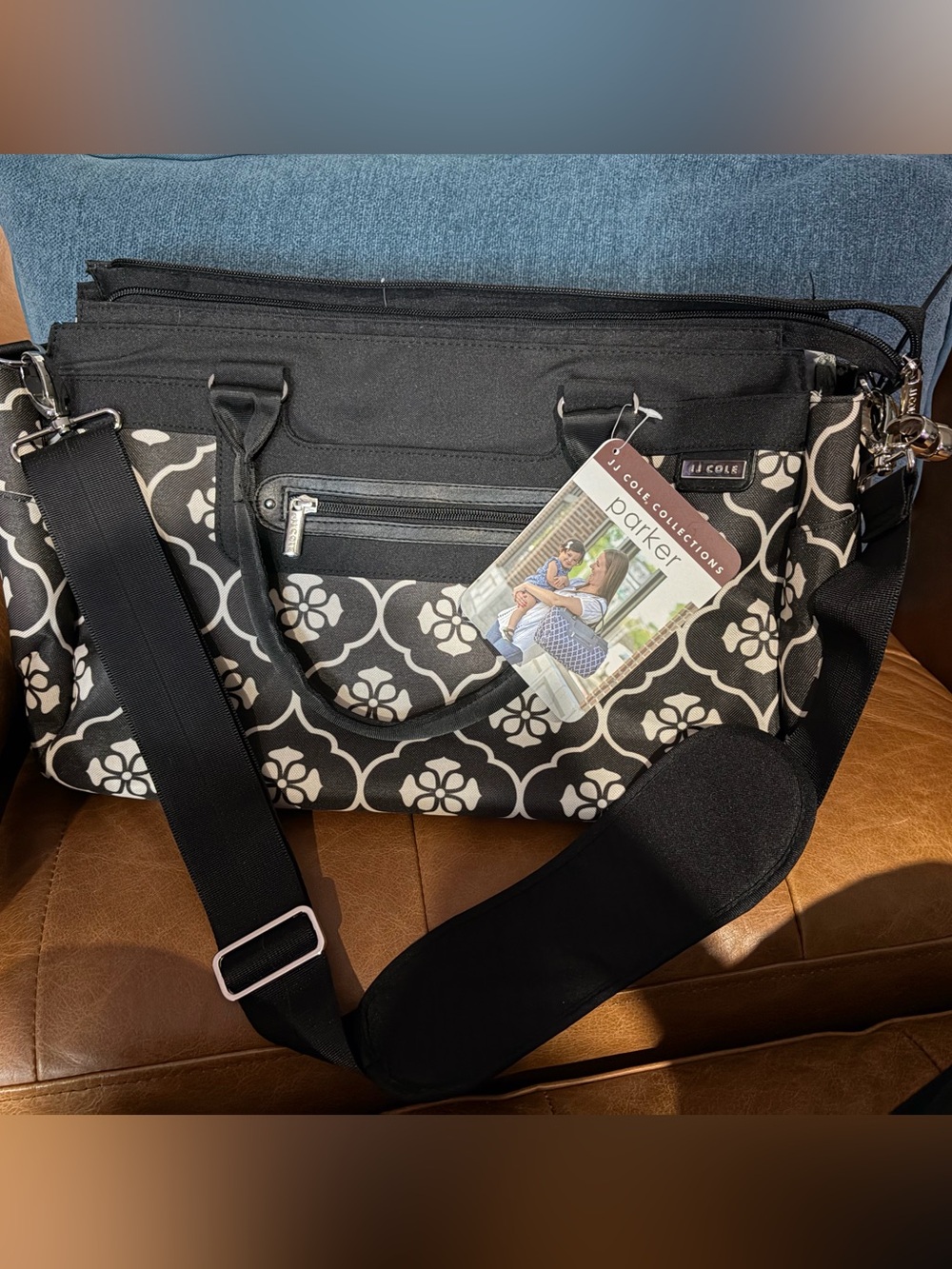 2/$75💥- BAG | NWT JJ Cole Collection Parker weekend / diaper bag